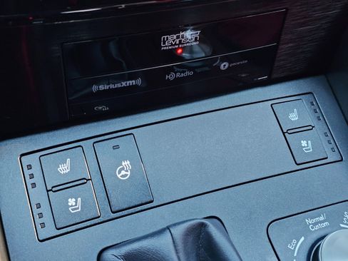 Used 2024 Lexus IS 350 F Sport image 32