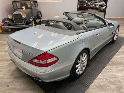 Used 2007 Mercedes-Benz SL 550 image 11