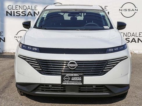 New 2025 Nissan Murano SL w/ Cargo Package AWD/4WD image 2