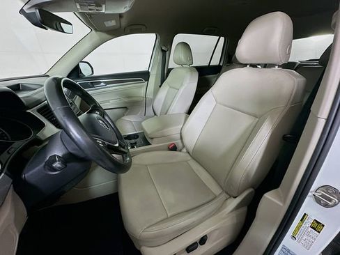 Used 2019 Volkswagen Atlas SE w/ Towing Package image 21