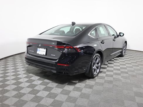 Used 2025 Honda Accord EX-L image 5