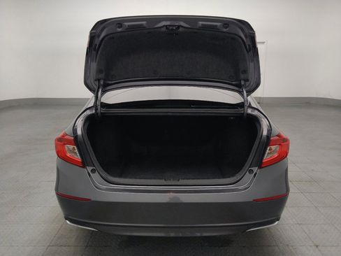 Used 2018 Honda Accord LX image 29