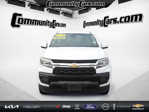 Used 2021 Chevrolet Colorado LT w/ Fleet Safety Package image 12