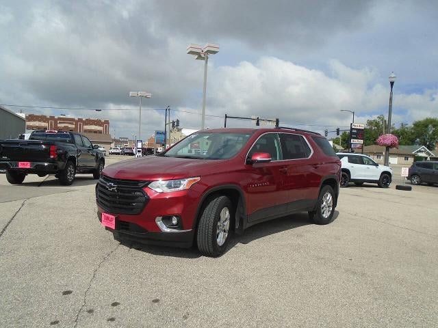Used 2020 Chevrolet Traverse LT w/ Driver Confidence II Package AWD/4WD image 3