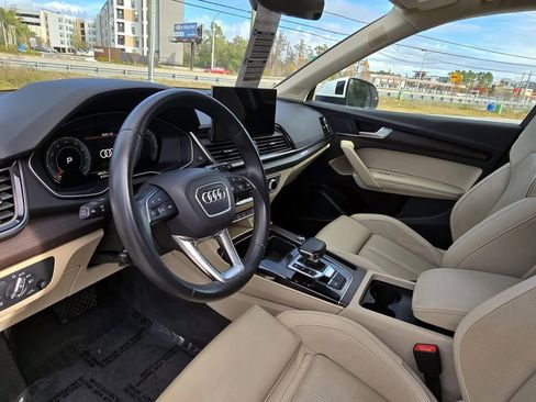 Used 2023 Audi Q5 2.0T Premium Plus w/ Premium Plus Package image 19