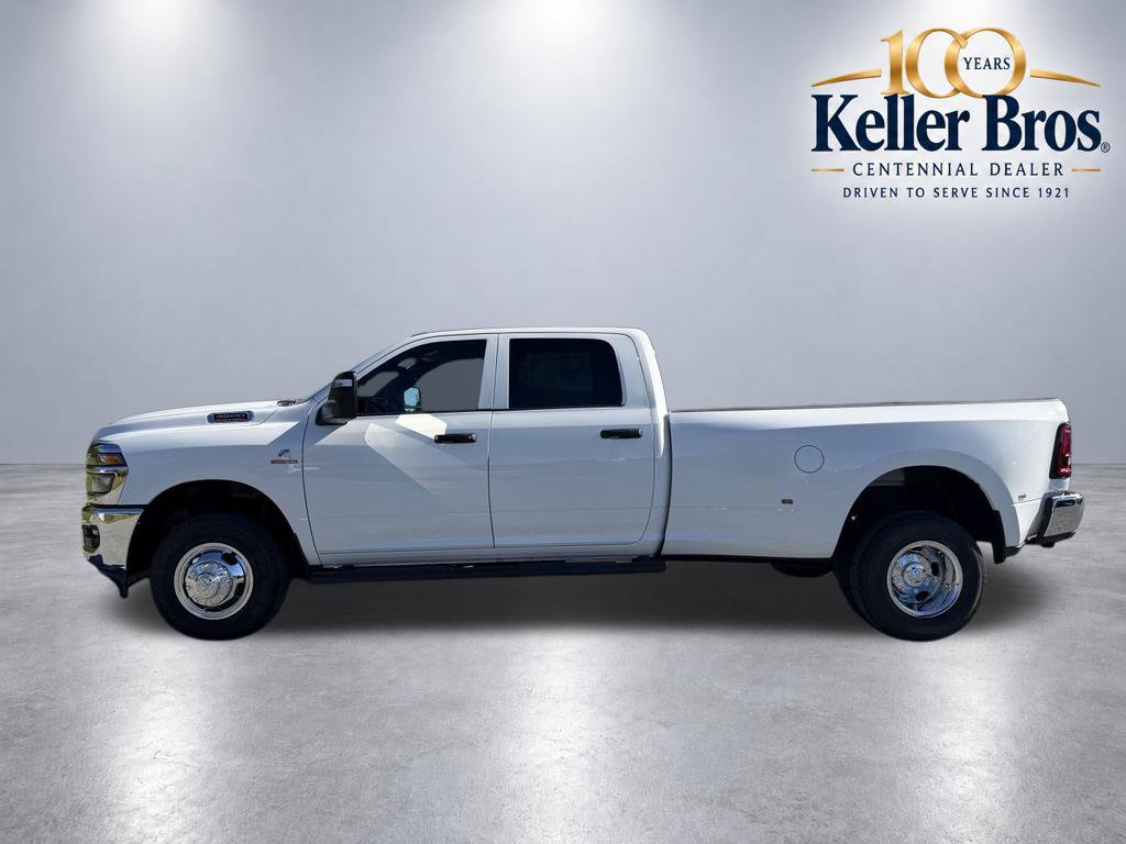 New 2026 RAM 3500 Tradesman AWD/4WD image 4