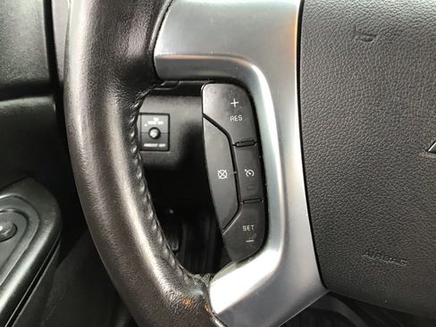 Used 2016 Chevrolet Traverse LT image 22