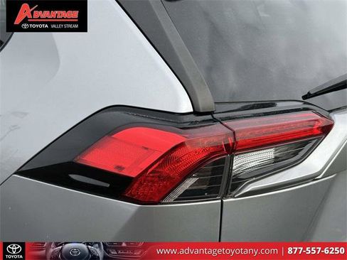 Certified 2021 Toyota RAV4 XLE Premium image 11