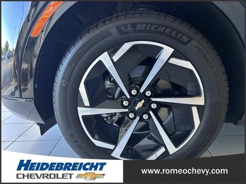 Used 2024 Chevrolet Equinox EV LT FWD image 7