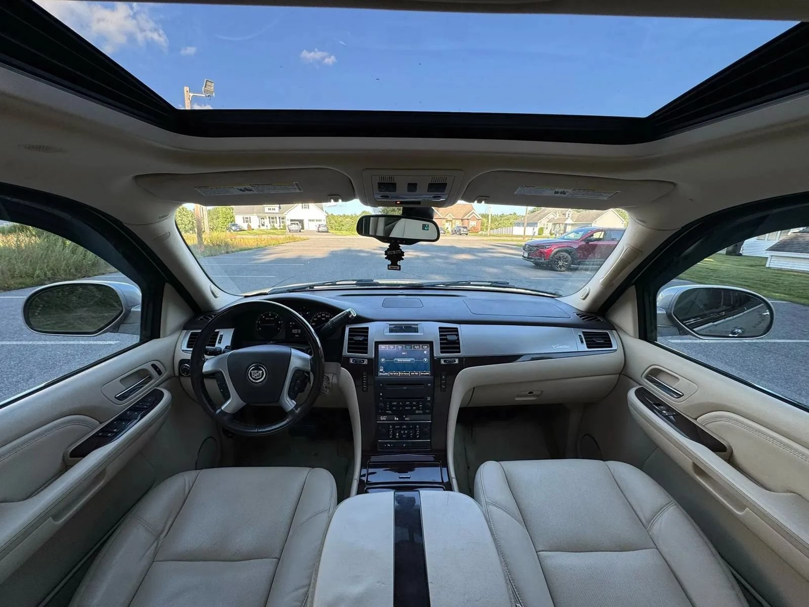 Used 2008 Cadillac Escalade AWD image 22