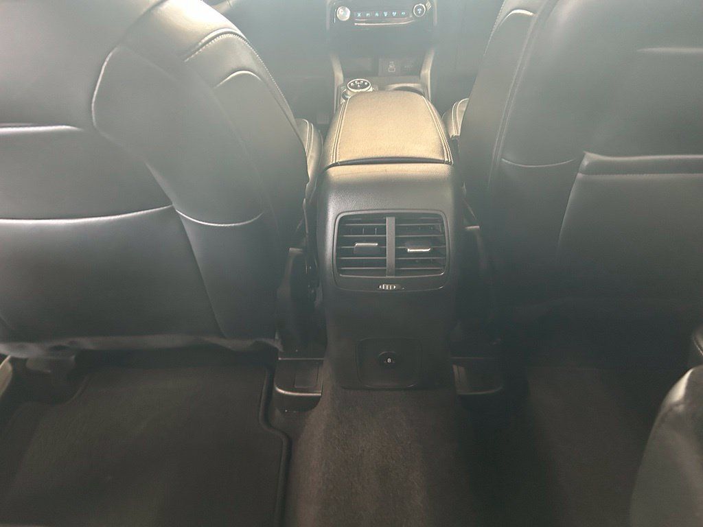 Used 2024 Ford Escape Platinum AWD/4WD image 23