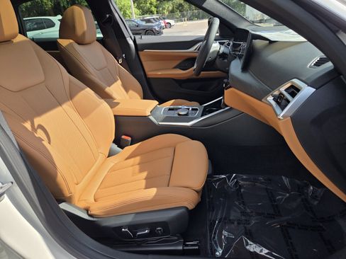 Used 2026 BMW i4 eDrive40 w/ Driving Assistance Package RWD image 17
