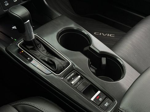 Certified 2025 Honda Civic Sport Touring image 27