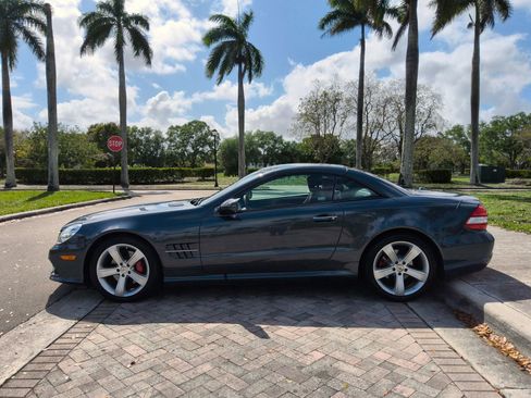Used 2009 Mercedes-Benz SL 550 image 38