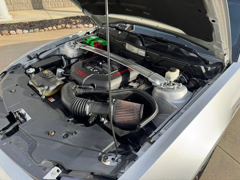 Used 2011 Ford Mustang GT Premium w/ Security Pkg image 25