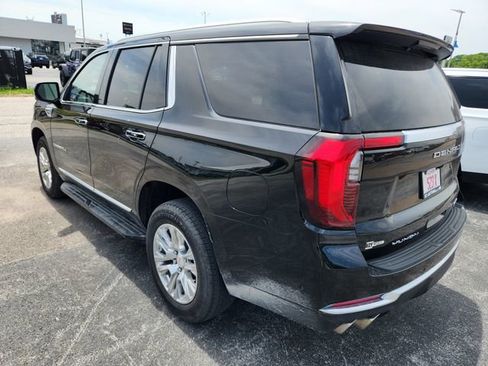 Used 2025 GMC Yukon Denali AWD/4WD image 3