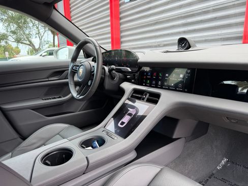 Used 2023 Porsche Taycan RWD image 30