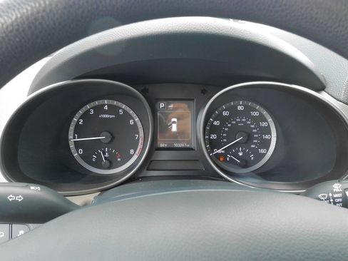 Used 2017 Hyundai Santa Fe SE w/ Cargo Package AWD/4WD image 24