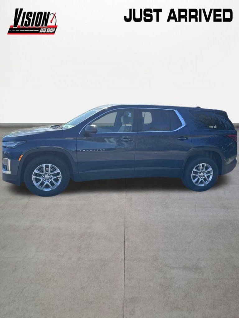 Used 2022 Chevrolet Traverse LS AWD/4WD image 2