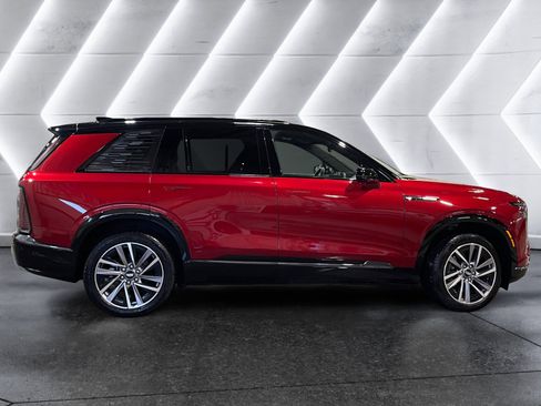 Certified 2026 Cadillac Vistiq Sport w/ LPO, Floor Liner Package image 7