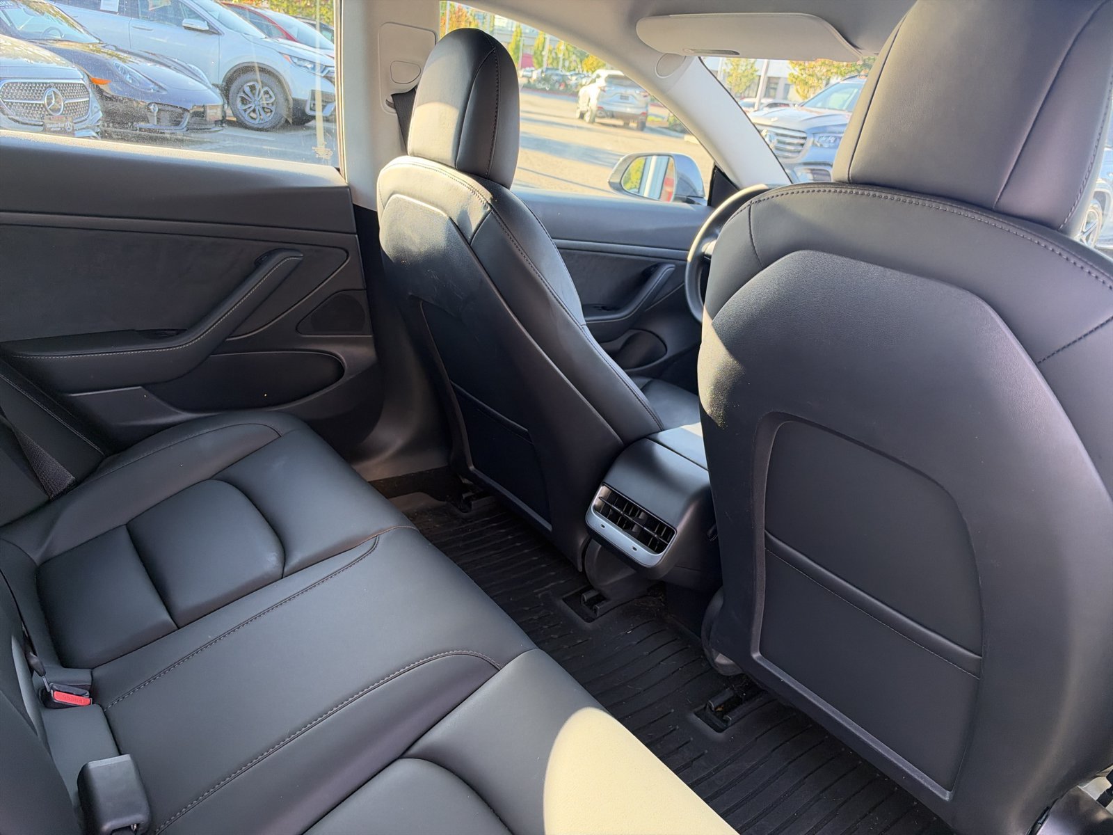 Used 2021 Tesla Model 3 Standard Range Plus RWD image 12