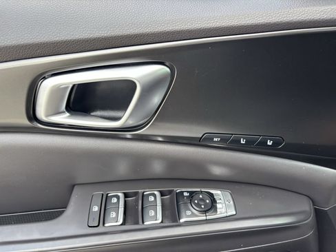 Used 2026 Kia Carnival SX Prestige FWD image 21