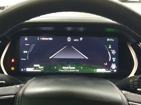 Used 2022 Jeep Grand Cherokee Overland image 12