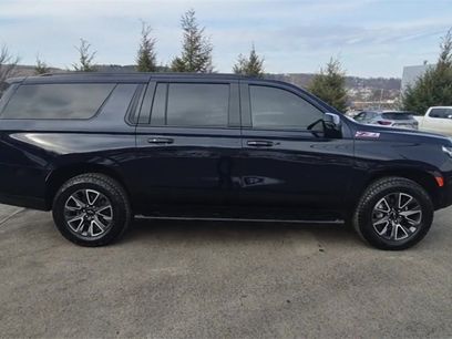 Used 2024 Chevrolet Suburban Z71 w/ Luxury Package