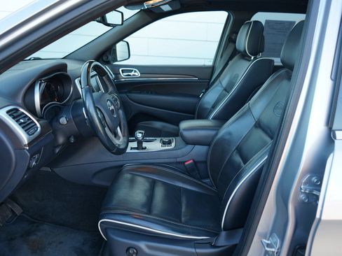 Used 2015 Jeep Grand Cherokee Overland w/ Advanced Technology Group image 15