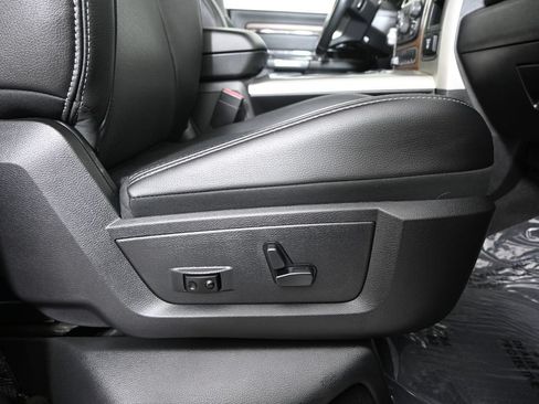 Used 2016 RAM 1500 Laramie w/ Convenience Group AWD/4WD image 15