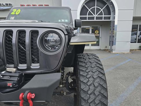 Used 2020 Jeep Gladiator Rubicon AWD/4WD image 9