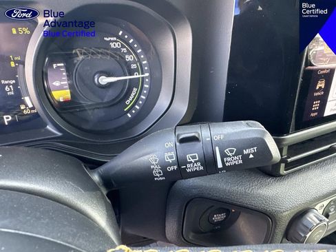 Used 2024 Jeep Wrangler Unlimited AWD/4WD image 23