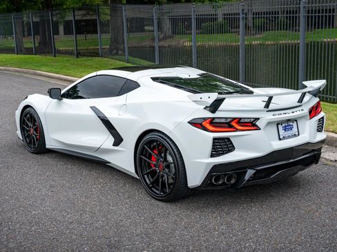 Used 2023 Chevrolet Corvette Stingray Premium Cpe w/ Z51 Performance Package RWD image 31