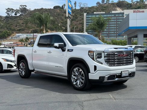 Used 2024 GMC Sierra 1500 Denali w/ Denali Reserve Package RWD image 5