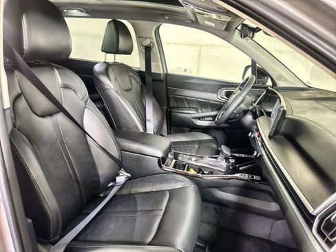 Used 2025 Kia Sorento SX AWD/4WD image 28