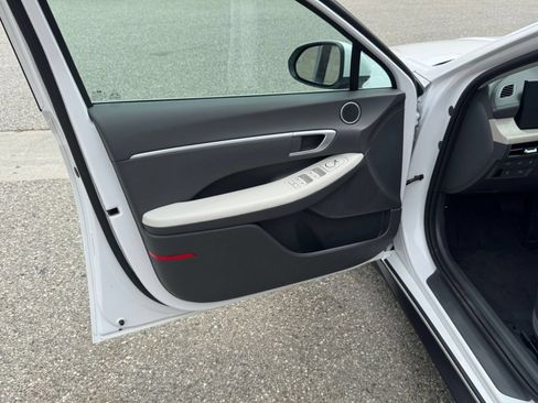 Used 2026 Hyundai Sonata Blue FWD image 18