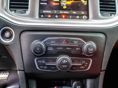 Used 2022 Dodge Charger Scat Pack RWD image 17