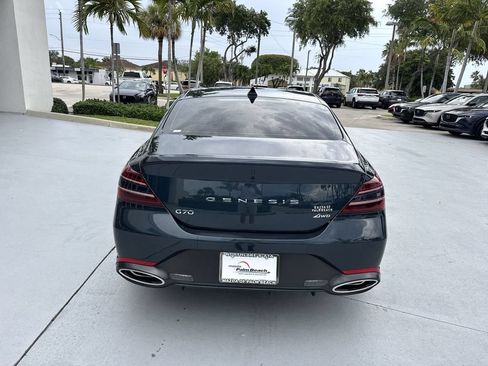 Used 2024 Genesis G70 2.5T AWD/4WD image 2
