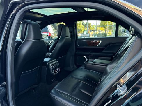 Used 2017 Lincoln Continental Reserve w/ Climate Package image 26
