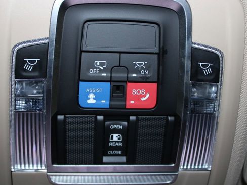 Used 2022 RAM 2500 Laramie image 32