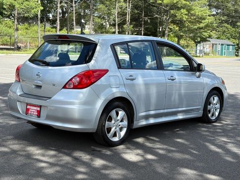 Used 2010 Nissan Versa SL w/ Premium Pkg image 6