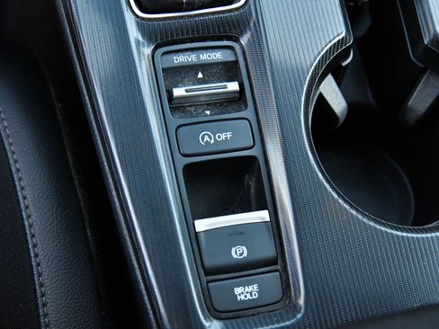 Used 2025 Honda Civic Sport image 25