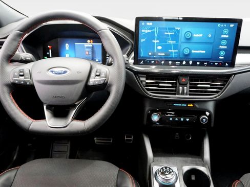 Used 2024 Ford Escape ST-Line w/ Tech Pack #1 FWD image 18