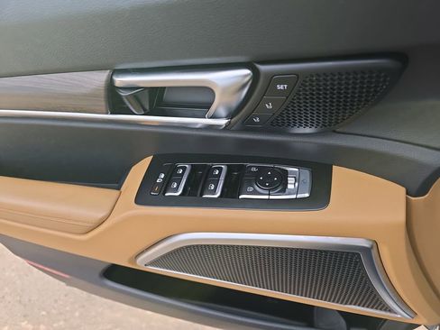 Used 2022 Kia Telluride SX w/ Towing Package image 33