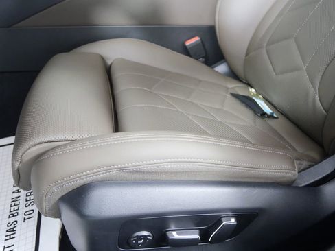 Certified 2025 BMW 540i xDrive image 10