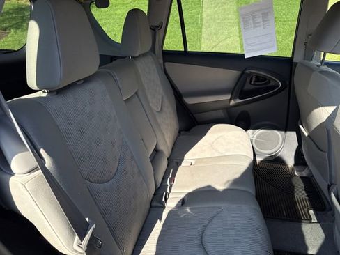 Used 2012 Toyota RAV4 4WD w/ Value Pkg image 11