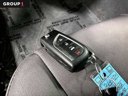 Certified 2018 Toyota Camry LE FWD image 15
