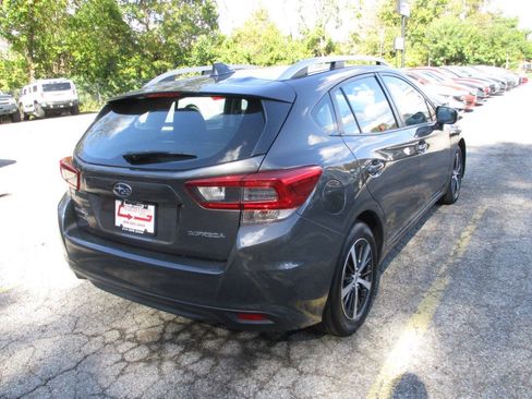 Used 2021 Subaru Impreza 2.0i Premium AWD/4WD image 3