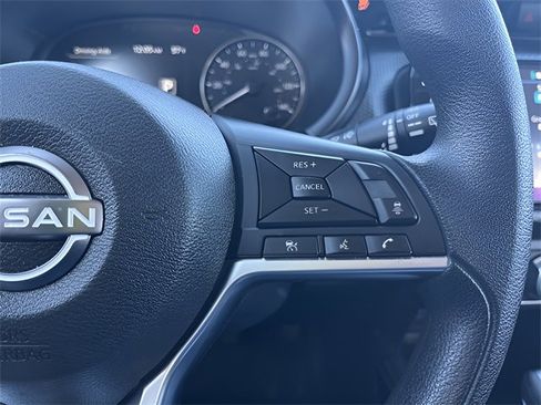 Used 2024 Nissan Kicks SV image 19