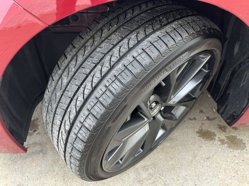 Certified 2024 Toyota Corolla SE w/ SE Package image 10